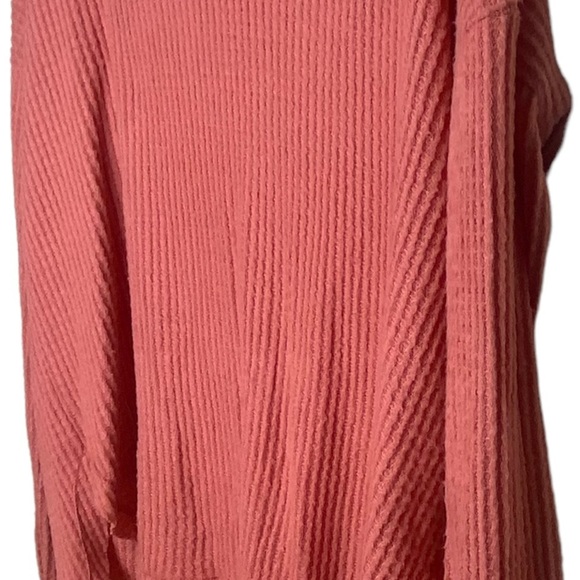 Wild Fable Women’s Hi Lo Tight Waffle Knit Sweater XS Peach Long Sleeves V-Neck - Picture 4 of 11